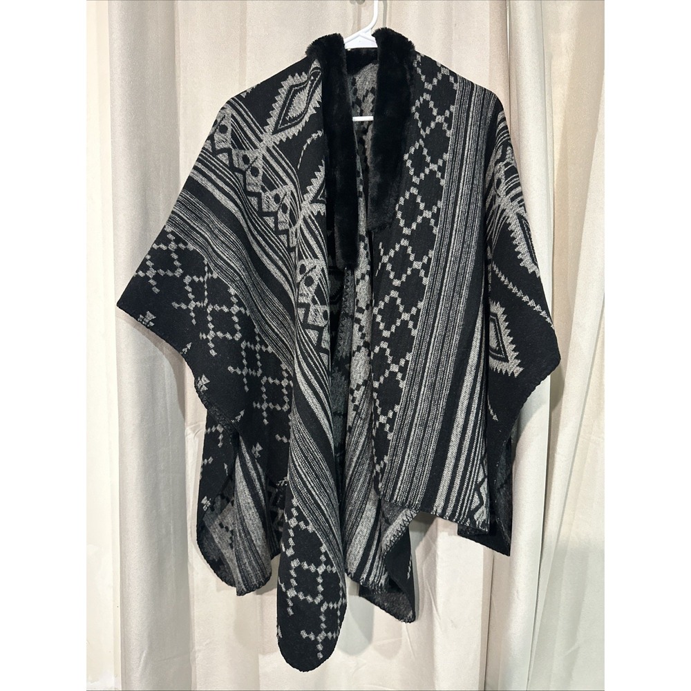Loft Black Knit Wool Blend Cape Pancho SIZE MEDIUM